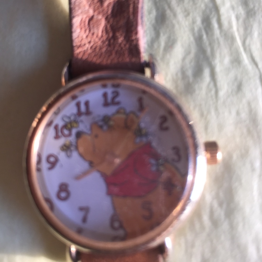 Pooh watch - Picture 3 of 4